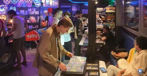 Image Atmos Card Show (photo 1)