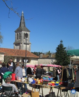 Image Brocante vide grenier (photo 1)