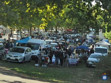 Image Vide grenier de l'automne (photo 1)