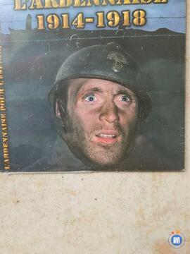 Image Salon antiquites militaires (photo 1)