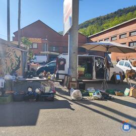 Image Vide-greniers aussi brocante et puces (photo 1)
