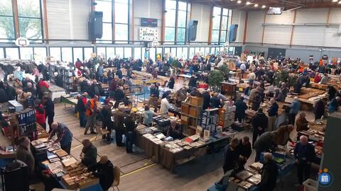 Image Foire à la paperasse de Givors (photo 1)