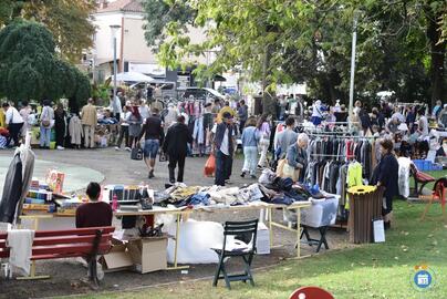 Image Vide grenier (photo 1)