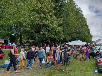 Image Vide grenier MEUCON (photo 1)