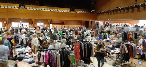 Image BOURSE AUX VETEMENTS TOUS AGES ET PUERICULTURE (photo 1)
