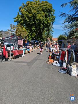 Image Vide grenier du club inter âge guerchois (photo 1)