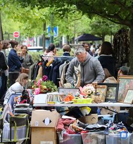 Image Vide-greniers de Carrières-sur-Seine (photo 1)