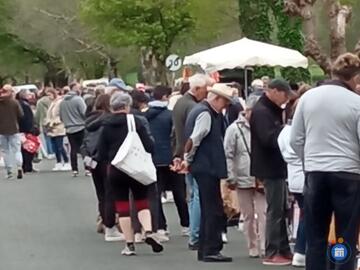 Image Vide grenier brocante (photo 1)