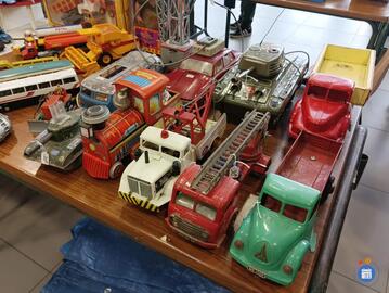 Image 27e Bourse aux miniatures et jouets anciens (photo 1)