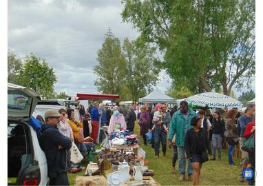 Image GRAND VIDE GRENIER DE L'AUTOMNE (photo 1)