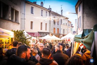 Image Marché de Noël et Feu d'artifice de Saint-Vallier (26) (photo 1)