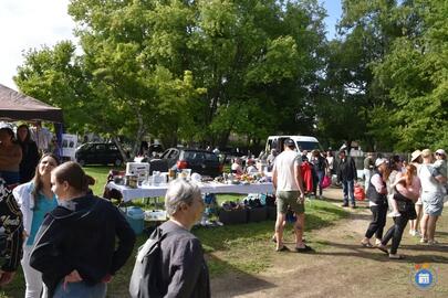 Image Vide grenier (photo 1)