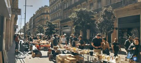 Image Vide Grenier Géant de la Rue Alsace Lorraine de Toulouse du dimanche 4 octobre (photo 1)