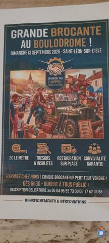 Image vide grenier brocante pêche (photo 1)
