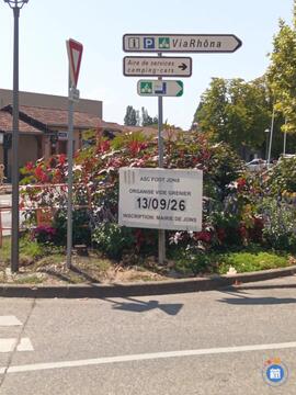 Image VIDE GRENIER DE ASC JONS FOOTBALL (photo 1)
