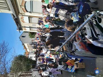 Image brocante voisins-voisines (photo 1)
