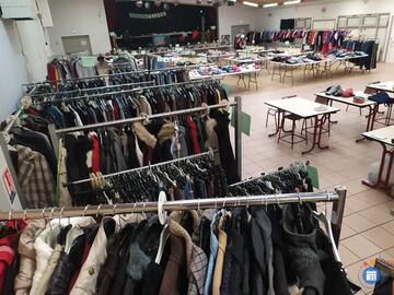 Image Bourse aux vêtements automne - hiver - ski et matériel puériculture (photo 1)
