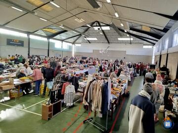 Image Vide grenier (photo 1)