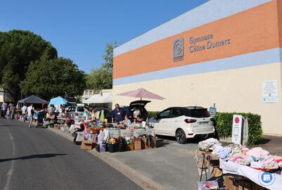 Image Vide greniers / Brocante d'Automne du club de Basket (photo 1)