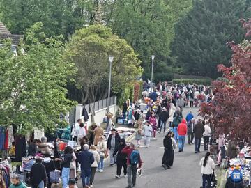Image Vide-greniers des jardins de la Douzillère 4ème édition (photo 1)