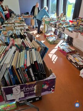 Image Foire aux livres à 1e (photo 1)