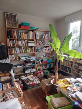 Image Vide Maison - Bibliothèque +++ (photo 1)
