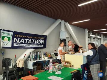 Image VIDE GRENIER (photo 1)