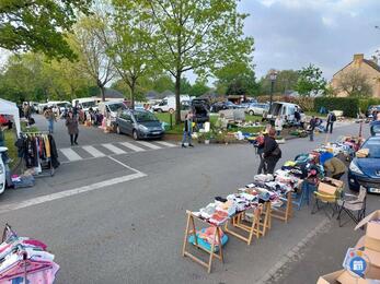 Image Vide grenier du 1er mai (photo 1)