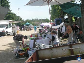 Image Brocante - Vide-greniers - Bourse aux collections (photo 1)