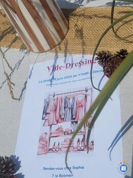 Image Vide dressing feminin (photo 1)