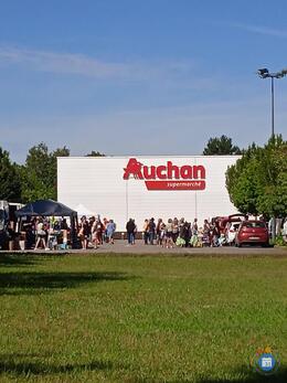 Image vide grenier, marché aux puces, brocante, vente au déballage (photo 1)