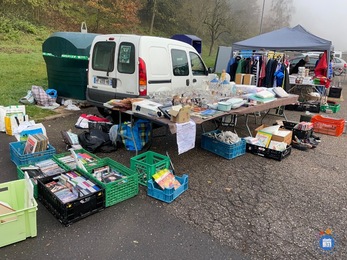 Image Vide grenier, brocante, et braderie de printemps (photo 1)