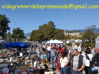 Image Vide grenier de la promenade (photo 1)
