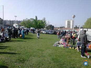 Image Vide-greniers asa couronneries football (photo 1)