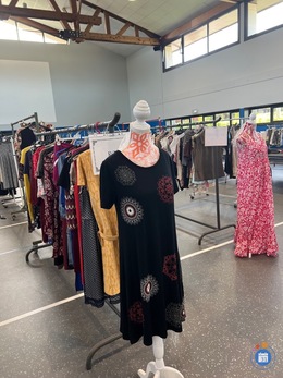 Image Vide dressing puériculture jouets livres sport déco (photo 1)