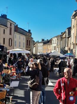 Image Vide Grenier Brocante (photo 1)