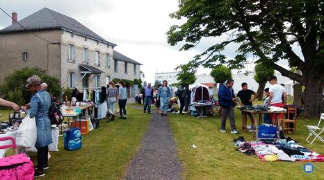 Image Vide-greniers de la Butte (photo 1)