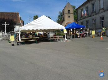 Image Brocante vide grenier (photo 1)