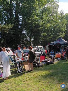 Image Brocante du club canin des Tchiens berckois (photo 1)