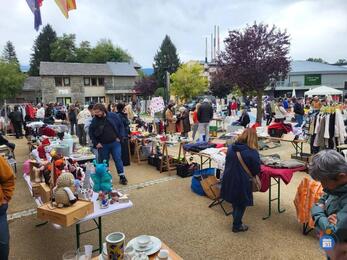 Image Vide grenier (photo 1)