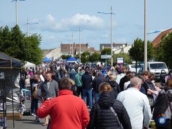 Image Braderie Brocante de l'ESBBC (photo 1)