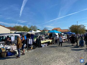Image Vide Grenier du Comité des Fêtes (photo 1)