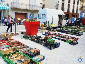 Image Vide grenier, brocante (photo 1)