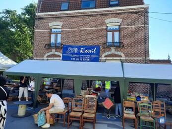 Image Fonds de grenier 'Brocante R'éveil' (photo 1)