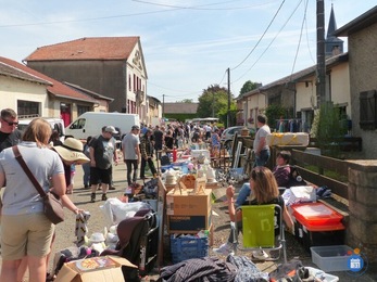 Image Brocante du lundi de Pentecôte (photo 1)