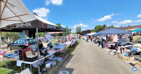 Image Foire avec Brocante-Vide grenier (photo 1)