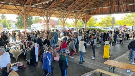 Image Bourse aux jouets, puéricultures et aux vêtements tout âge (photo 1)
