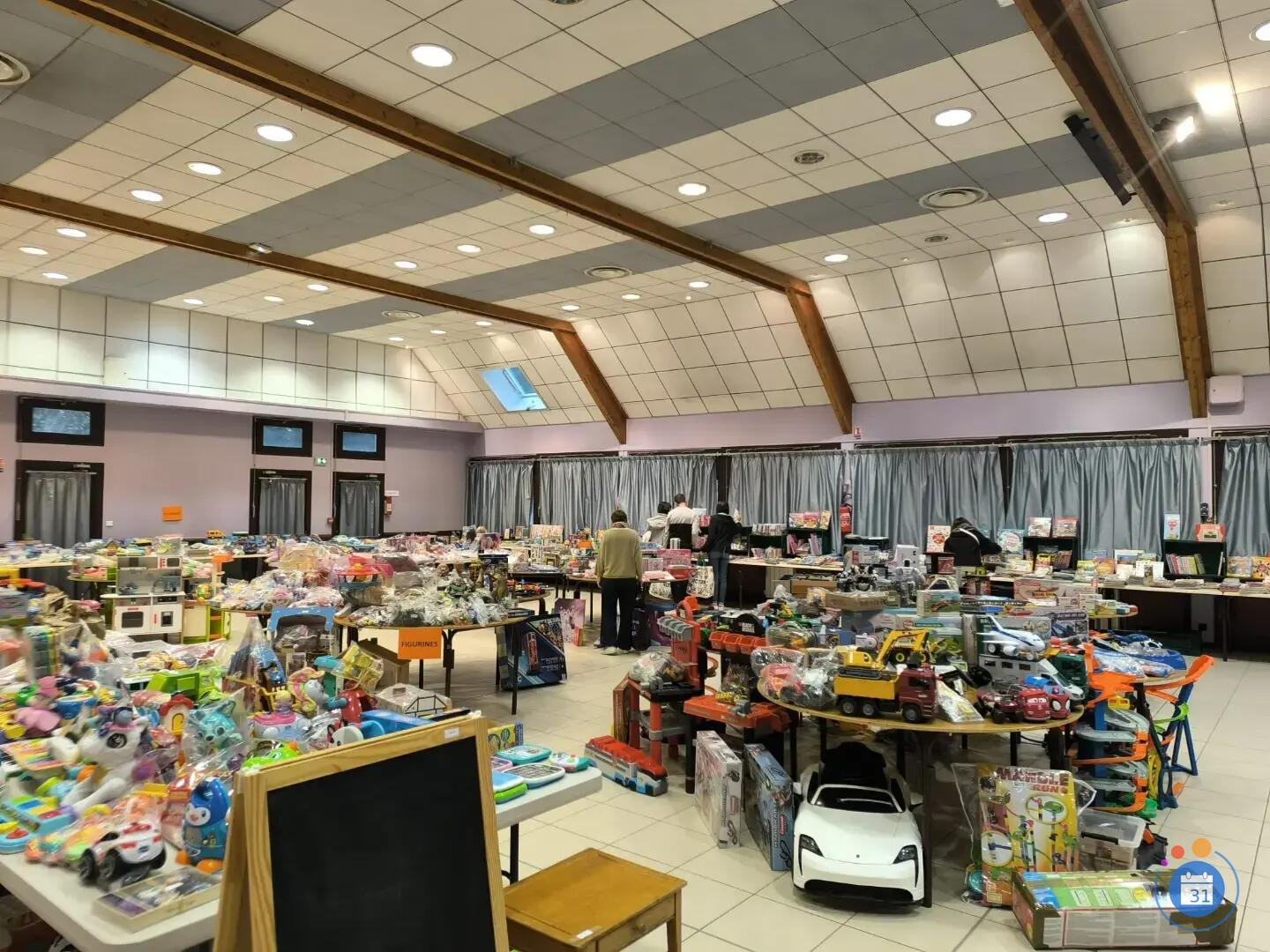Image Bourse aux jouets de Perrigny-les-Dijon organisée par l'association Perrigolade (photo 1)