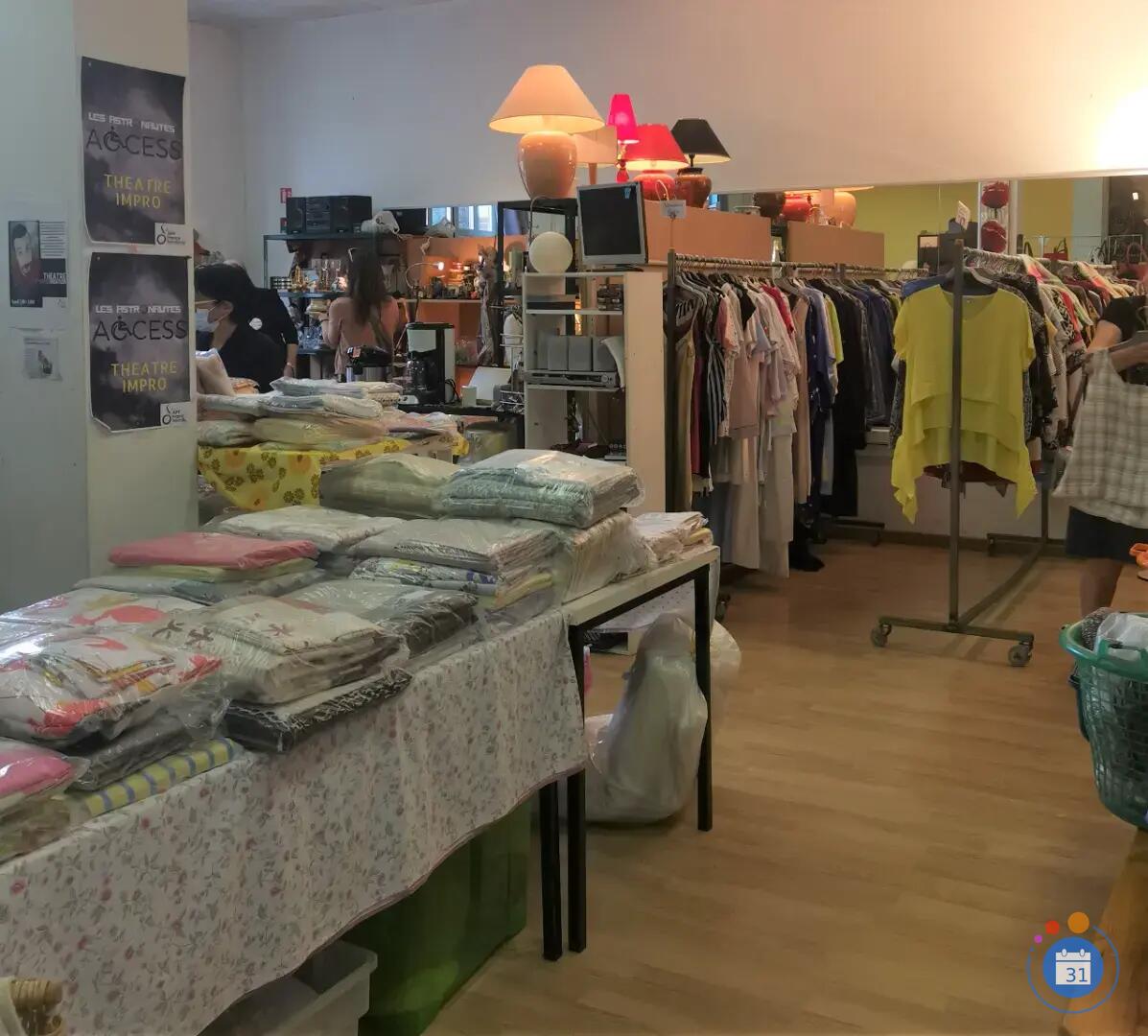 Image Bourses aux vêtements - Bric à Brac (photo 4)