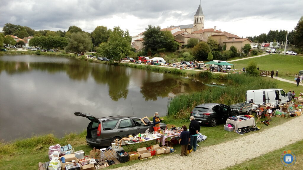 Image Vide Grenier de Montrollet (photo 1)